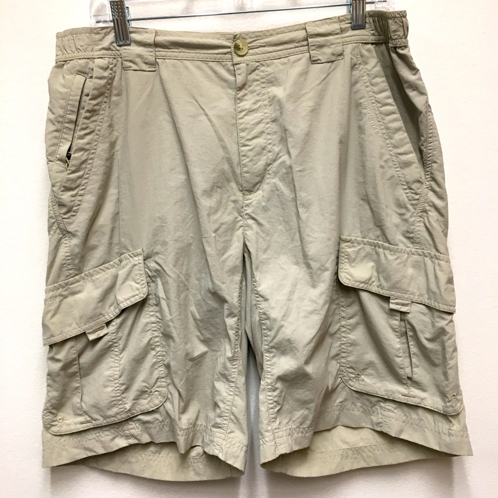 Columbia Titanium Omni Dry Cargo Shorts Medium Tan Packable Outdoors Hiking